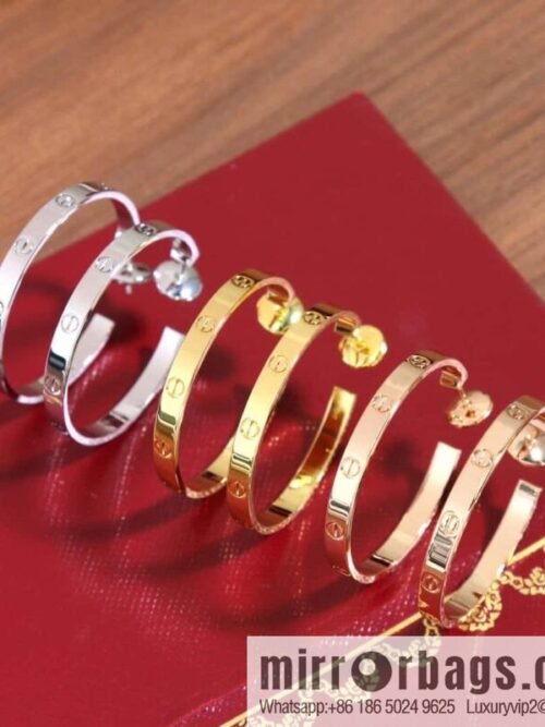 IMG_8328-800x800vkfsr5xn2ph135670_20250704220832.jpg ☀Cartier LOVE series stud earrings ☀