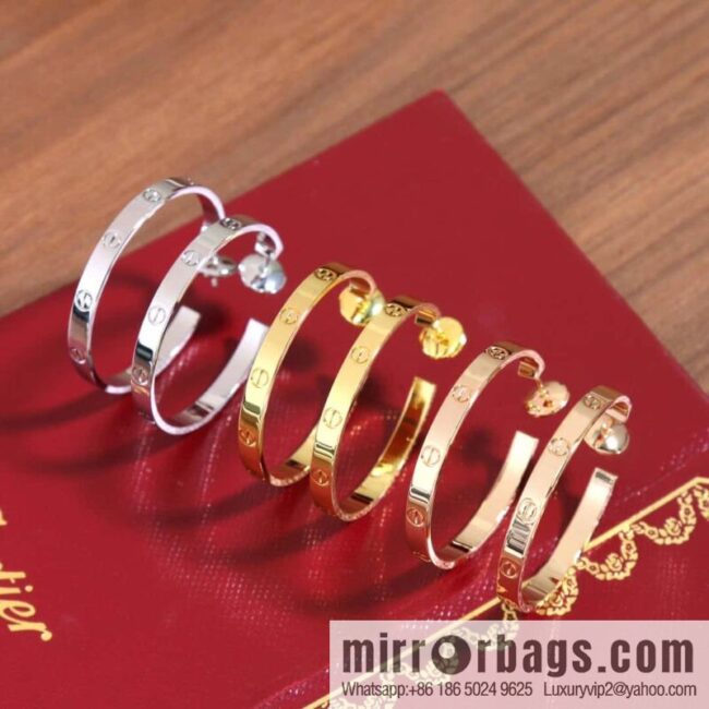 ☀Cartier LOVE series stud earrings ☀