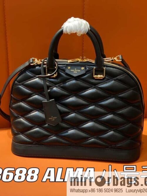 [Boutique‑grade] M23688 black full leather rhombus shell bag series ALMA small handbag