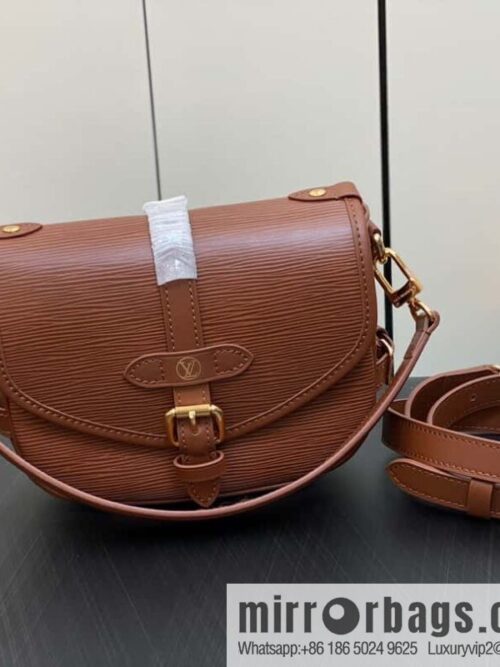 [Boutique‑grade] M23470 dark brown M23471 caramel M23469 epi saddle bag series SAUMUR BB handbag