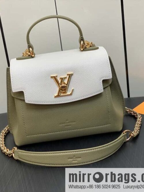 [Boutique‑grade] M21088 green, full leather chain bag series, this Lockme Ever mini handbag.