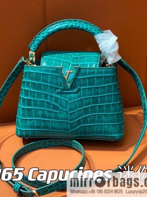 [Boutique‑grade] M48865 green, crocodile pattern full leather cap that English series Capucines mini handbag