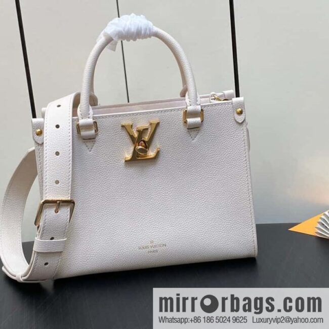 [Boutique‑grade] M23637 white, full leather square bag series Lock & Go handbag M22311