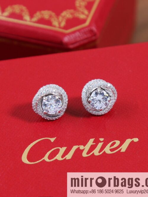 IMG_8740-800x800yp5fnql3nal135450_20250704220127.jpg ☀️Cartier single diamond twist earrings ☀️