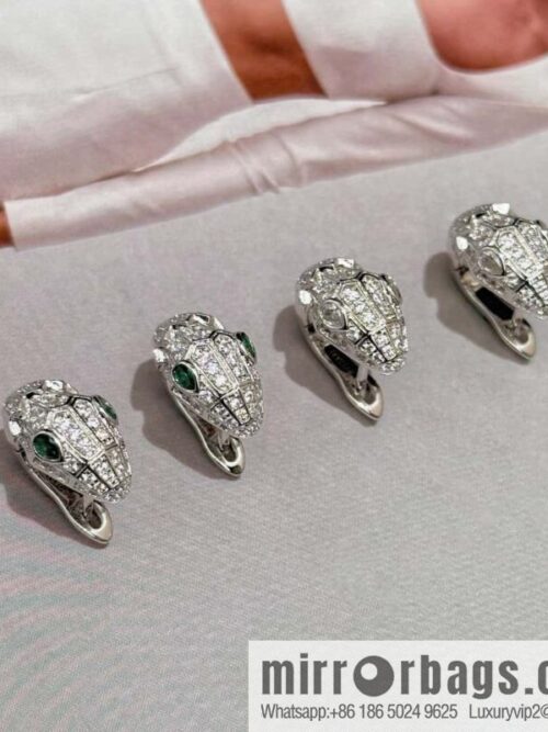 ❗️New ❗️ ☀️ BVLGARI SERPENTI Snakehead stud earrings ☀️