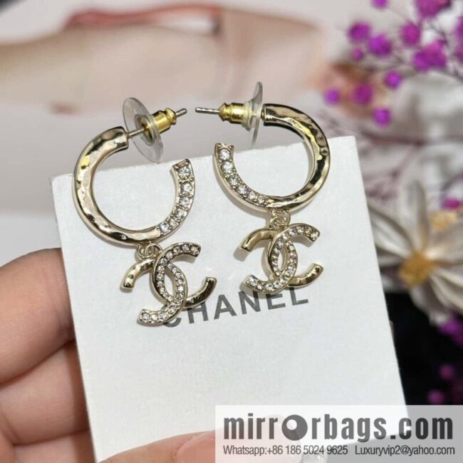 ❗️New ❗️☀️ new ☑️ chanel c2 double c half diamond stud earrings ☀️
