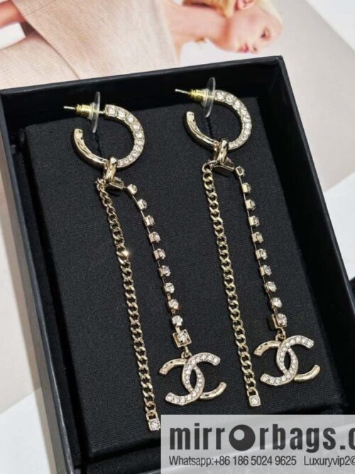 IMG_8908-800x800nq1y35gmyq5101017_20250702043127.jpg ❗️New ❗️☀️ new ☑️ Chanel double c tassel full diamond stud earrings ☀️