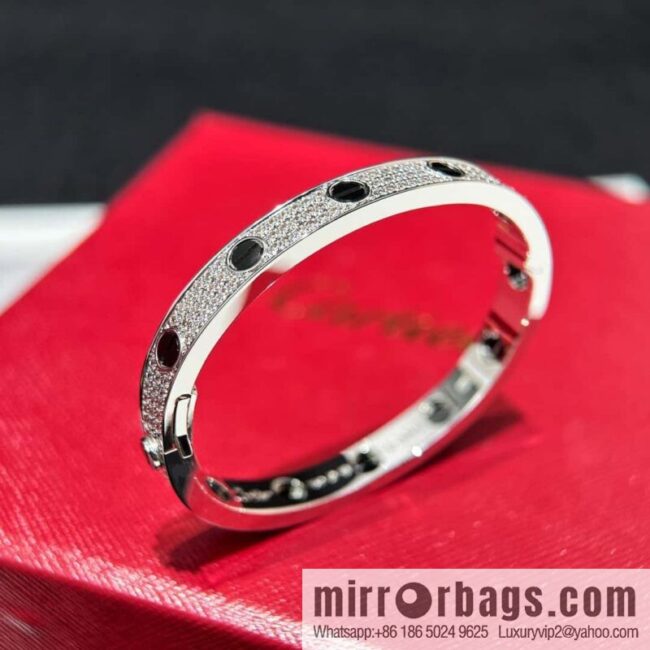 ☀️Cartier Classic Love Series Black Nail Gypsy Bracelet☀️