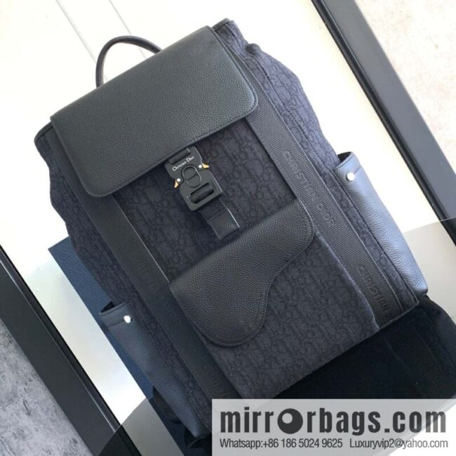 IMG_917120240217-221618-800x800e4h1zw33mz510186_20250716002555.jpg DIOR Oblique printed saddle backpack