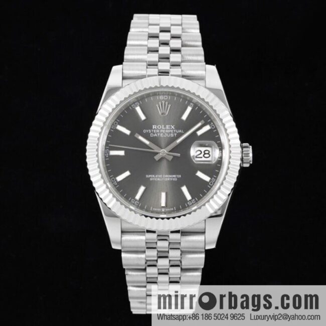 DIW factory launched a Rolex log series Middle East digital scale special edition 3235 self-winding movement watch