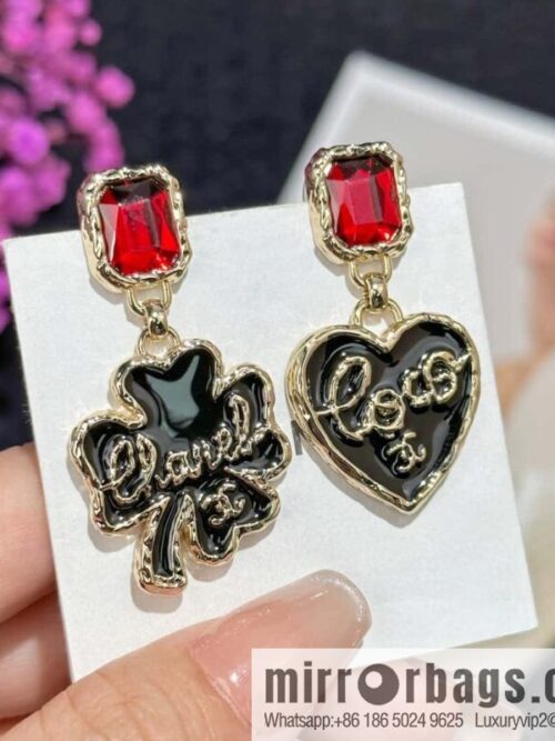 IMG_9275-800x800bbdyekrb0i5100620_20250702042106.jpg ❗️New ❗️☀️ New ☑️ Chanel c2 double c black oil drop four-leaf clover peach heart love stud earrings ☀️