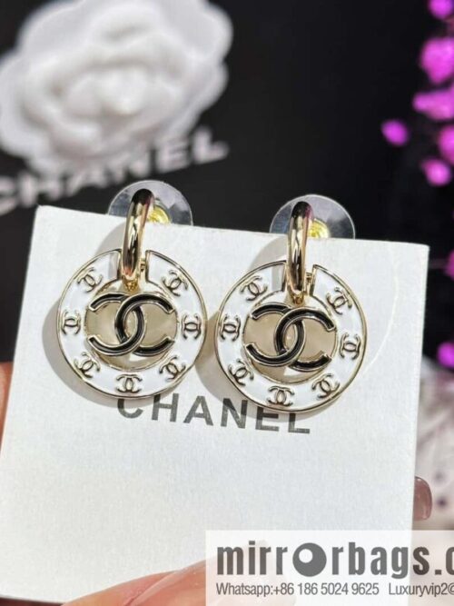 IMG_9284-800x800r3up5fcsskt100609_20250702042047.jpg ❗️New ❗️☀️ new ☑️ chanel c2 double c round drip earrings ☀️