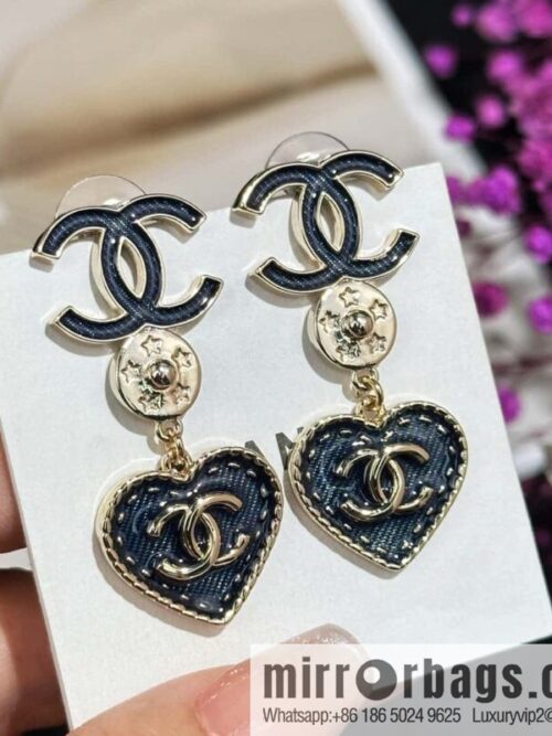 IMG_9293-800x8005xoz4eg0twh100598_20250702042026.jpg ❗️New ❗️☀️ new ☑️ chanel c3 double c denim peach heart love stud earrings ☀️