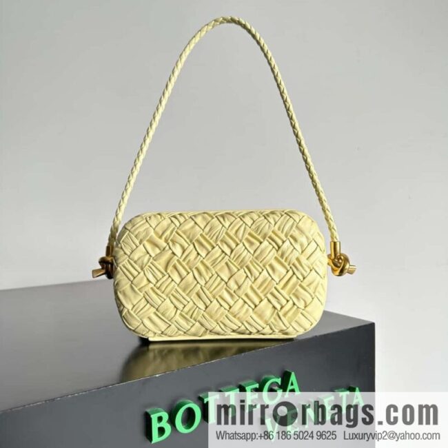 Bottega Veneta BV Knot | minaudiere: 717623 Ice Cream Color