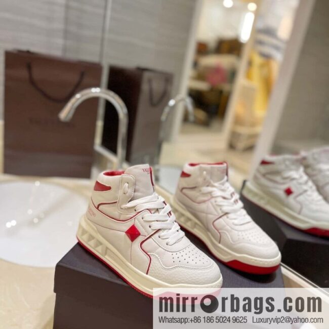 🐰🐰The highest-end high-top, the latest couple casual sports shoes at the franchise store, high-top shoes.