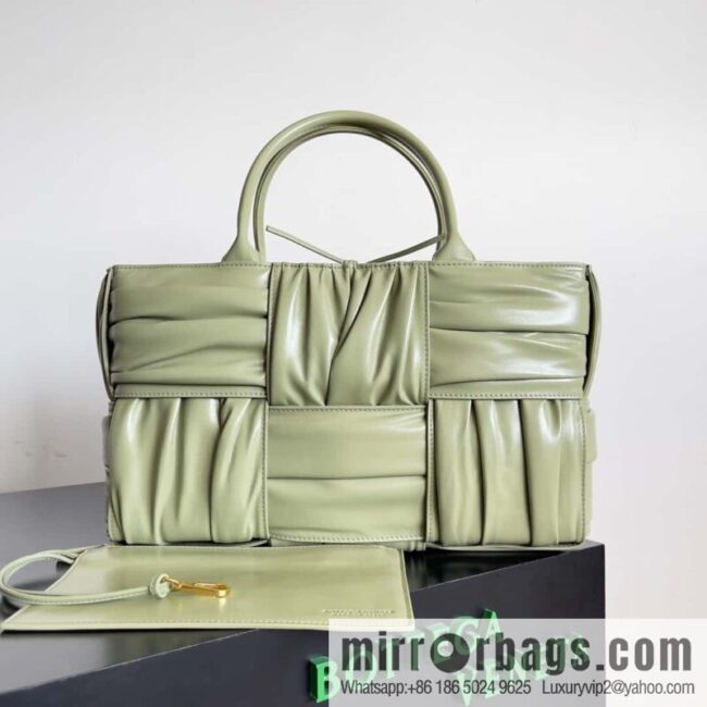 BV 2023 New 30cm Mini Arco pleated tote bag Tote bag, model 729043 Travertine green