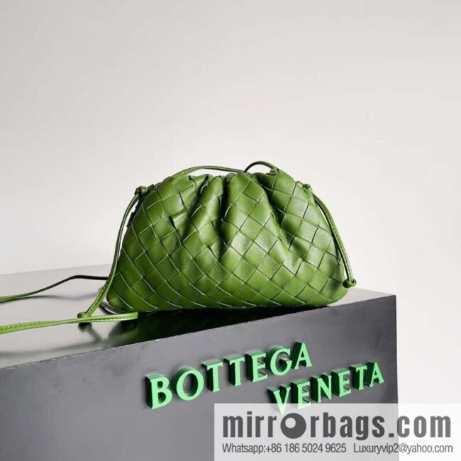 Bottega Veneta THE MINI POUCH 22CM Woven Cloud Bag 585852 Sage Green
