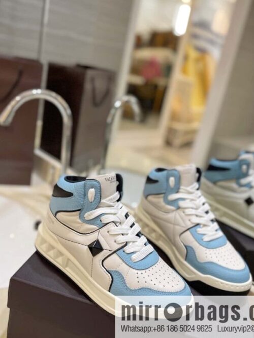 IMG_9362-800x800tg1pwqnncgz135073_20250704214837.jpg 🐰🐰The highest-end high-top, the latest couple casual sports shoes at the franchise store, high-top shoes.