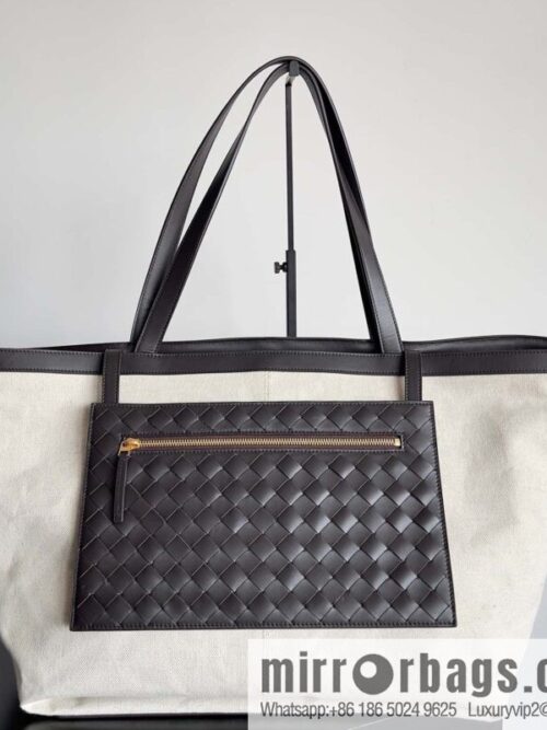 BV new structural Flip Flap tote handbag, model number: 754915 large.