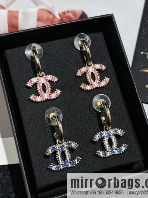 IMG_9487-800x800ezr1lcykcj4100378_20250702041415.jpg ❗️New ❗️☀️ new ☑️ chanel c2 double c gradual change pink and blue oil stud earrings ☀️