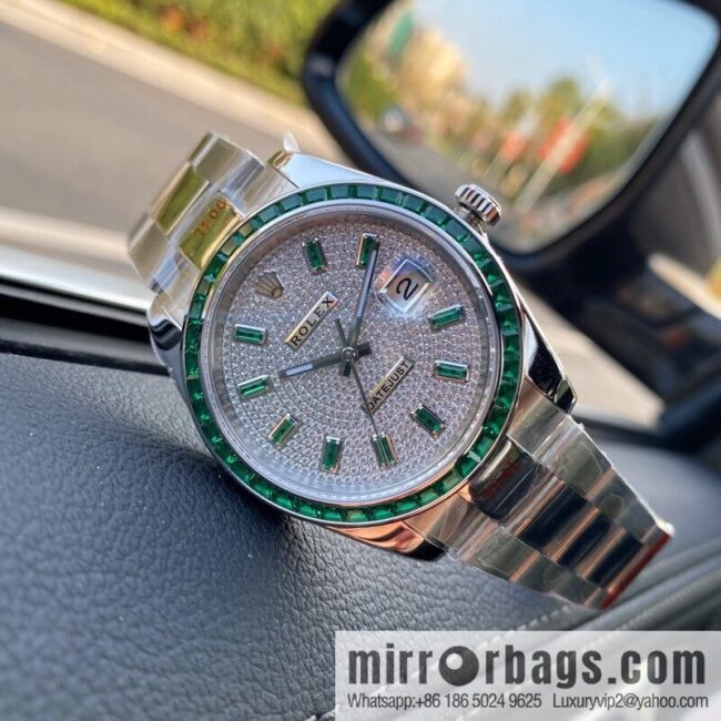 TW\'s new product has once again launched the heroic DATEJUST series - a special watch with a log-type dense diamond surface