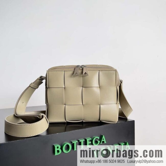 BV Men\'s Camera Bag BV Men\'s 2023 SS Pre Spring New Camera, Model Number: 730027 taupe