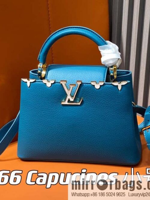 [Boutique‑grade] M23766 blue flower crown, full leather cap that English series Capucines small handbag