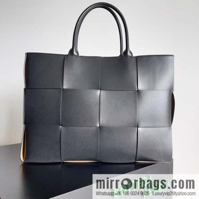 BV tote bag, large BV new large tote bag, model number 620623.