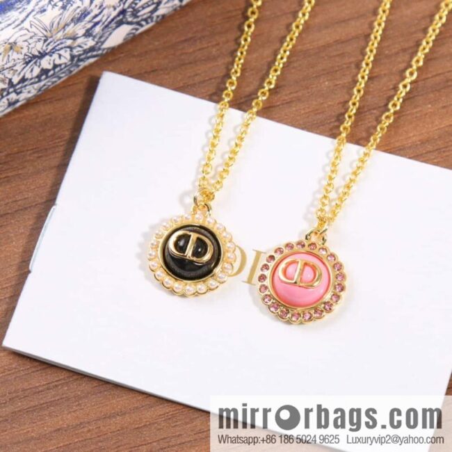 New ☑️ DIOR black pink CD necklace