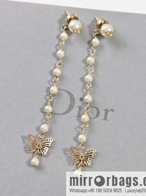 IMG_9819-800x800455aaxocjqq135225_20250704215403.jpg New ☑️ Dior tassel gold butterfly pearl CD stud earrings