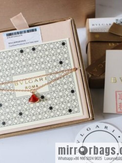 i1584628971_9242_2-800x800wqxjazn1cne12445_20250716004619.jpg BVLGARI Bulgari DIVAS series Bulgari fan bracelet