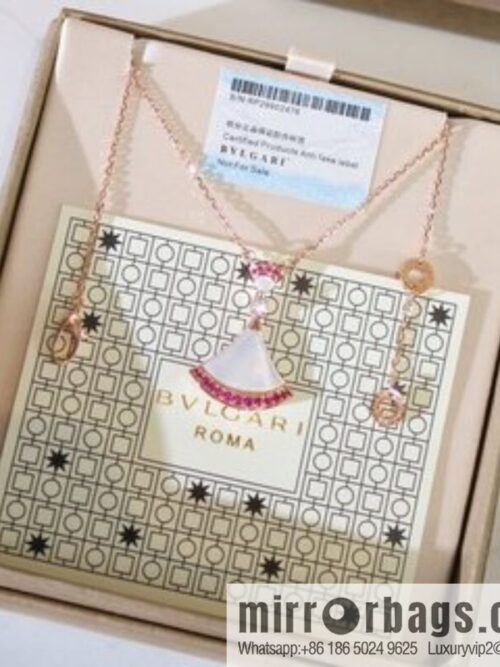 BVLGARI Bulgari DIVAS \'DREAM Qixi Festival limited edition white shell pink diamond necklace