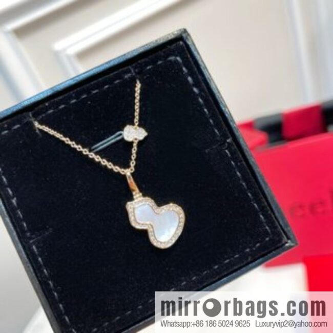 Qeelin, full diamond double gourd necklace