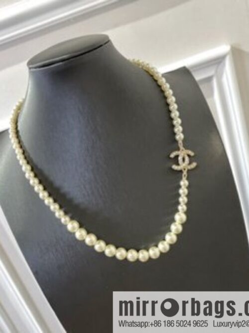 2021 new Chanel double c pearl necklace