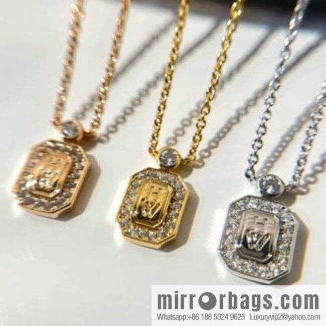 HARRY WINSTON HW square necklace