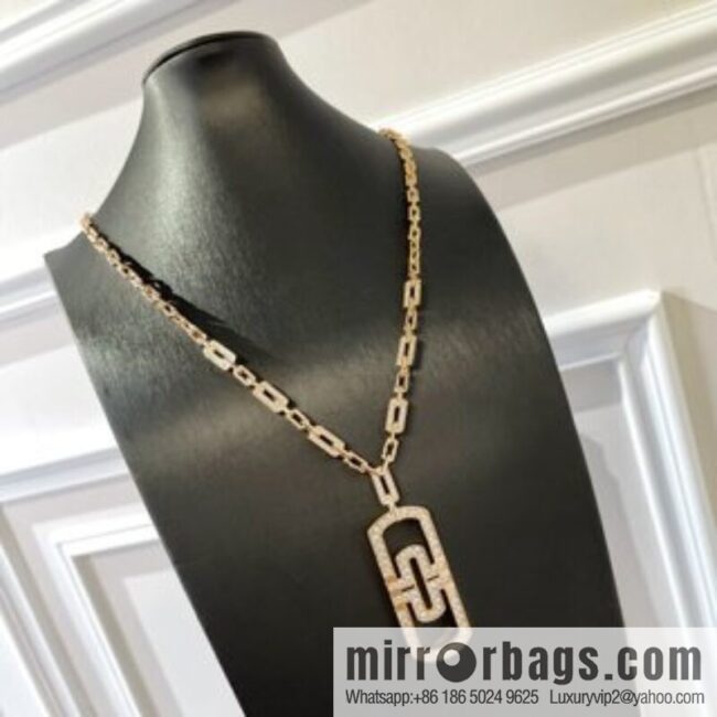BVLGARI Bulgari new small paperclip necklace