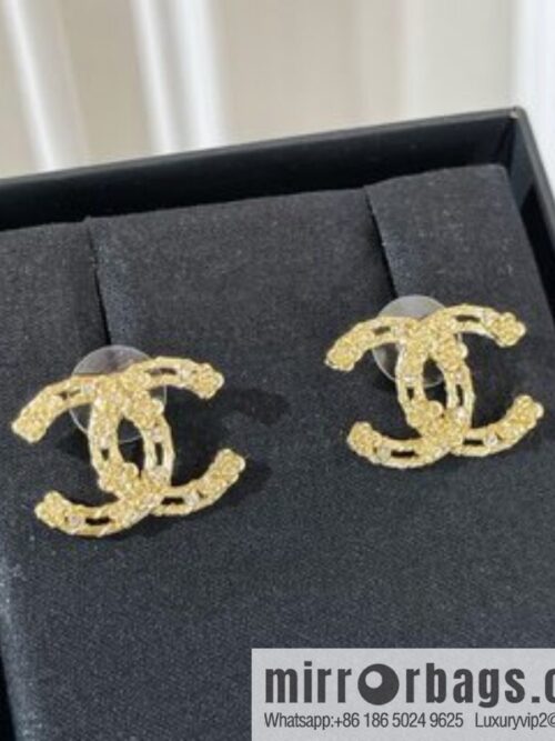 i1639060978_6715_1-800x800fyz3bnjxgg3572_20250715225810.jpg New ☑️ Chanel double c stud earrings