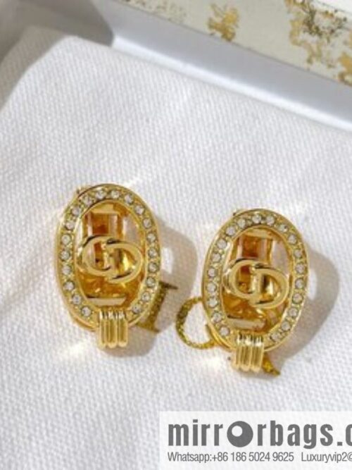 New ☑️ Dior CD earrings