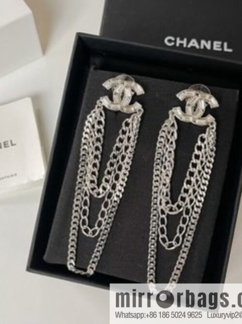 New ☑️ Chanel double c square diamond tassel earrings