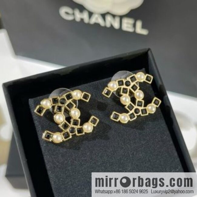 New ☑️ Chanel double c black diamond stud earrings