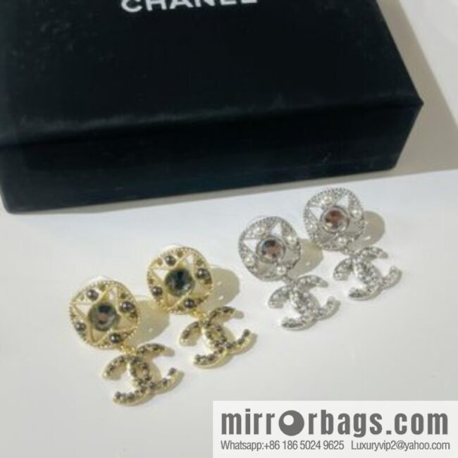 New ☑️ Chanel double c stud earrings