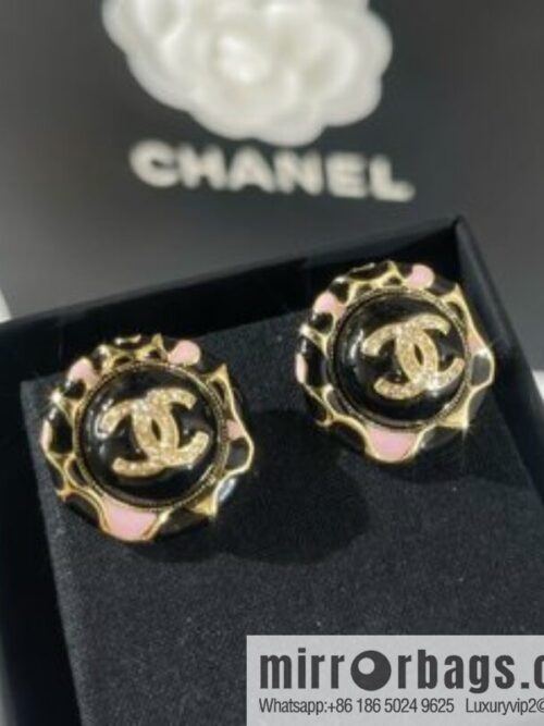 New ☑️ Chanel double c leopard print stud earrings