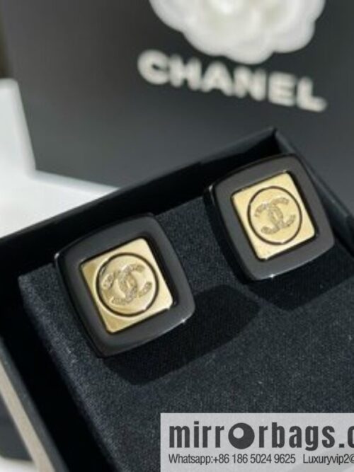 New ☑️ Chanel double c stud earrings