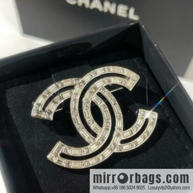 New ☑️ Chanel double c full diamond brooch