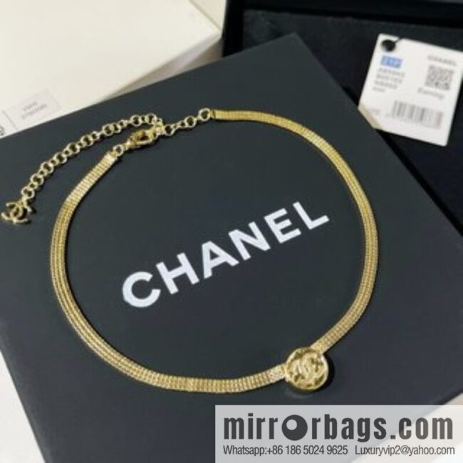 New ☑️ Chanel double c round cake ancient gold coin choker necklace