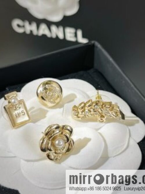 New ☑️ Chanel round double c wheat ear perfume bottle camellia stud earrings