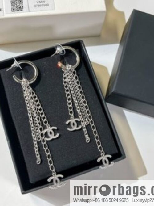 New ☑️ Chanel double c fringed stud earrings