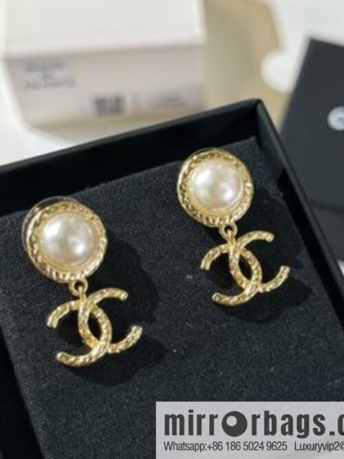 New ☑️ Chanel double c pearl stud earrings