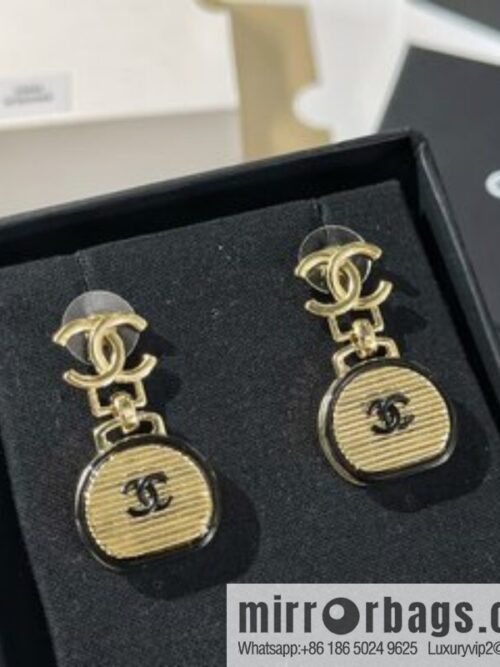 New ☑️ Chanel double c round cake bag earrings