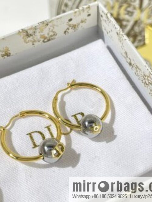 New ☑️ Dior gold CD pearl earrings